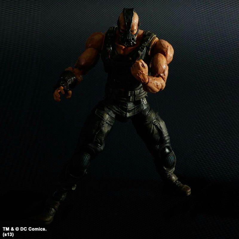 اکشن فیگور از سهگانه شوالیه تاریکی مدل Bane برند PLAY ARTS - Image 4